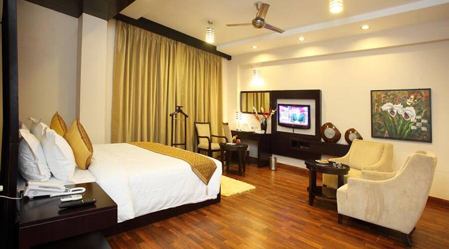 Hotel The Claire, Gurgaon 2